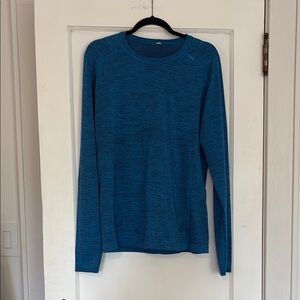 lululemon athletica Men's Teal Long Sleeve Shirt